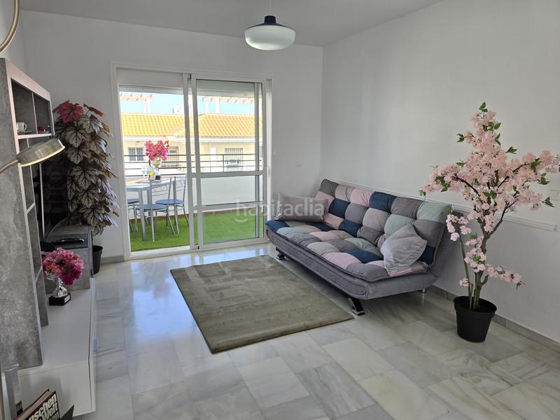 Foto 6cd3b213-1448-49dd-b9da-75943f7c7a0e. Apartamento fantástico apartamento de 2 dormitorios en primera línea de playa en la urbanización aldea beach, , muy cerca del puerto en Manilva