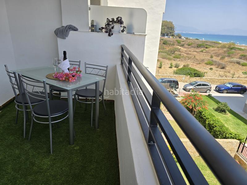 Foto 74d4e24e-f3ce-4af0-ab6a-7580c2b609d8. Apartamento fantástico apartamento de 2 dormitorios en primera línea de playa en la urbanización aldea beach, , muy cerca del puerto en Manilva