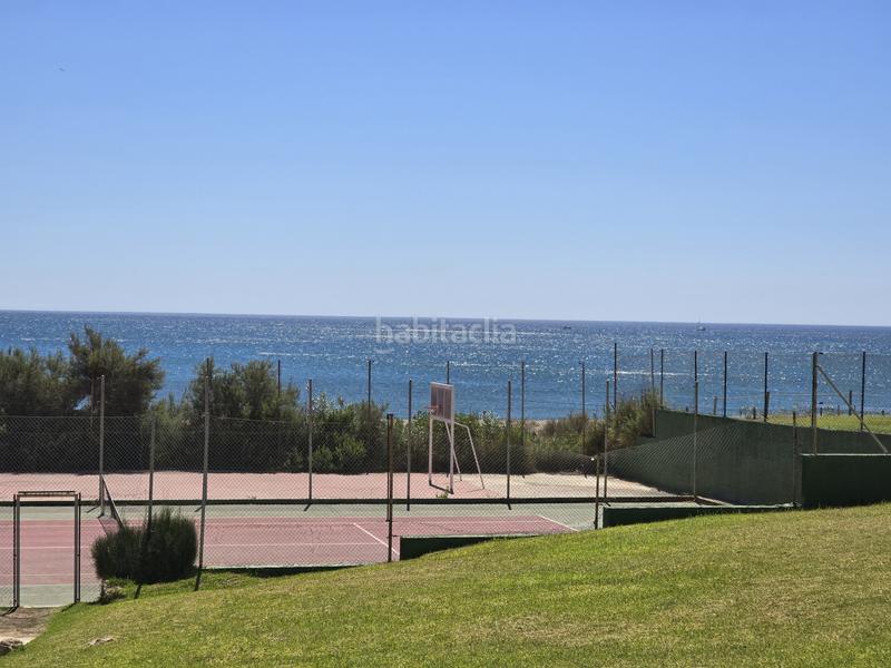 Foto 901f4e5e-e634-4baa-a2b7-acb8aa85e338. Apartamento fantástico apartamento de 2 dormitorios en primera línea de playa en la urbanización aldea beach, , muy cerca del puerto en Manilva