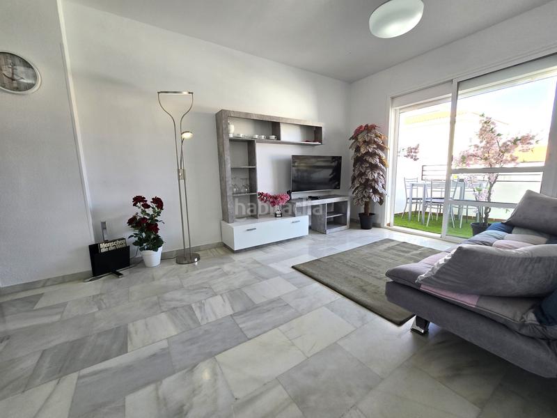 Foto b0938d1c-97b1-48c9-a03c-81c502701d1d. Apartamento fantástico apartamento de 2 dormitorios en primera línea de playa en la urbanización aldea beach, , muy cerca del puerto en Manilva