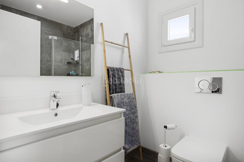 Foto 25ada9cc-295e-4ea3-a00f-25fd193625e6. Reihenhaus mit parking in Centro Estepona