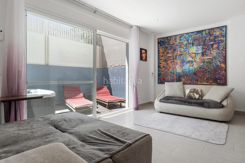 Foto 2c04979d-0352-41d0-9c94-082adfa89715. Reihenhaus mit parking in Centro Estepona