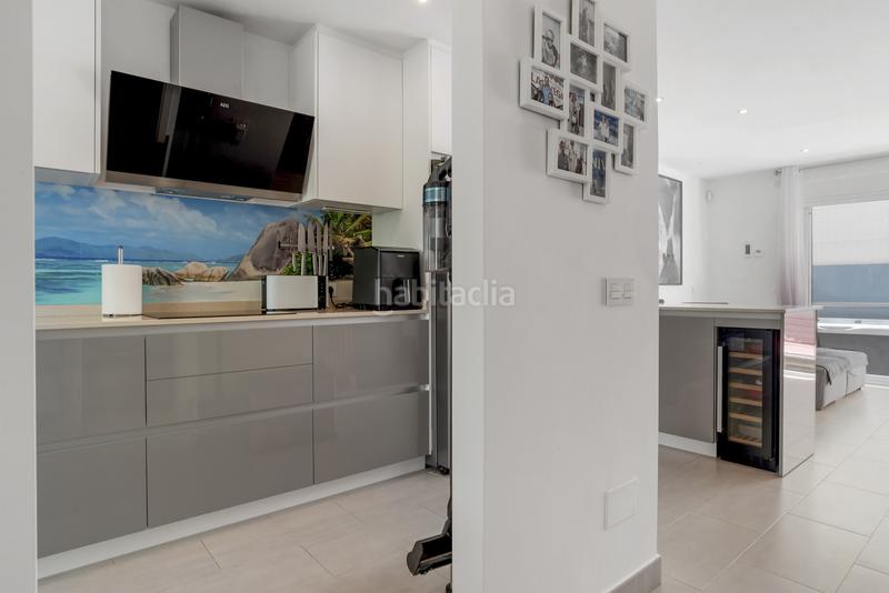 Foto 7cd3441b-c61a-4ce4-8ada-450c1bbe8d5d. Reihenhaus mit parking in Centro Estepona