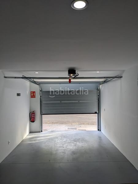 Foto b7215502-0617-40e1-8e5d-2856bd3a37cd. Reihenhaus mit parking in Centro Estepona