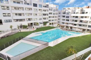 Appartement à Sierra de Estepona - Avda. de Andalucía. Precioso apartamento nuevo de 2 dormitorios y 2 baños con piscin