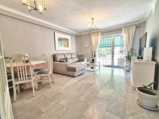 Planta baixa a El Castillo. Apartamento en planta baja con amplia terraza en los hidalgos