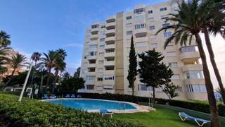 Appartement à Puerto de Estepona. Apartamento de 1 dormitorio en primera línea en el puerto de est