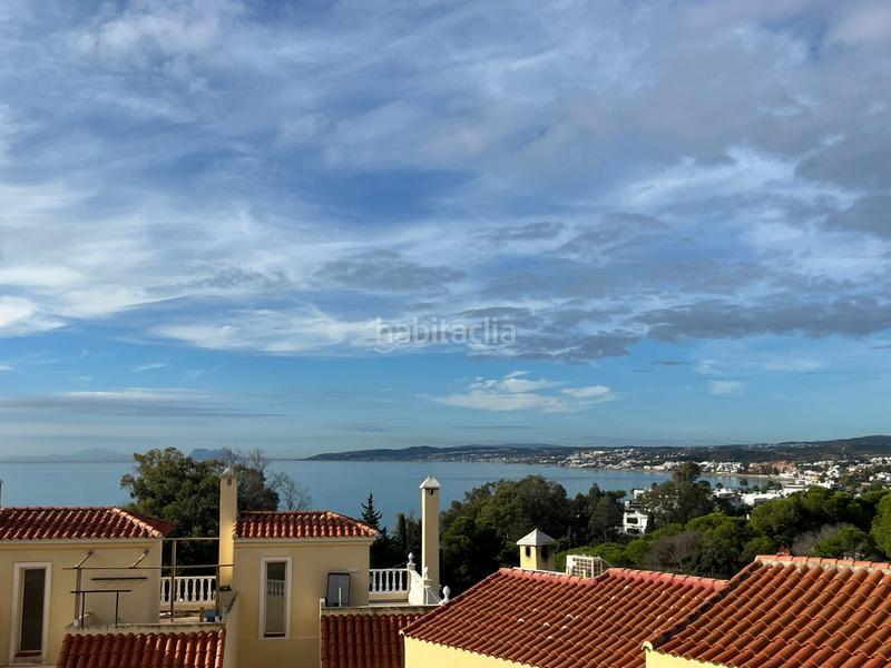 Foto 90555e78-5d54-425c-84ed-41d5e5da14b3. Casa adossada amb aparcament piscina a Seghers Estepona