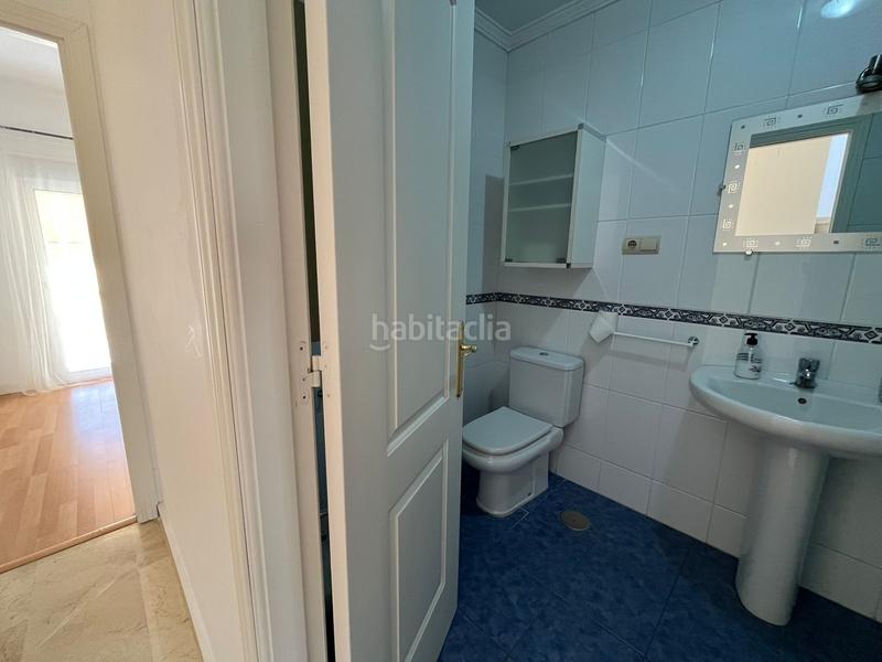 Foto ff34f186-7c63-45c2-8c5f-f6d0e88b2878. Casa adossada amb aparcament piscina a Seghers Estepona