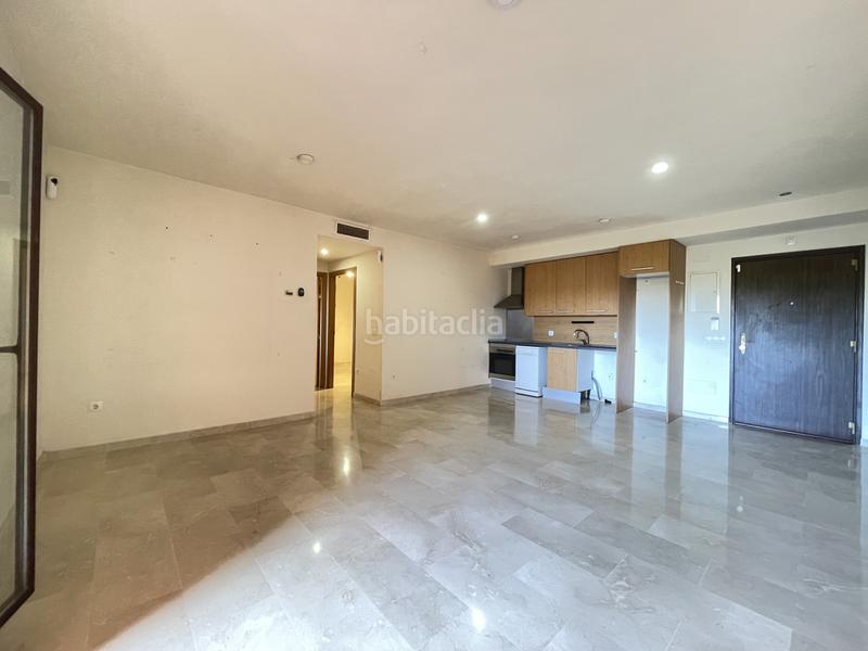 Foto e51a46de-1b13-4b9a-9c19-677e6973ddd0. Piccolo appartamento con parcheggio piscina in puerto de Estepona Estepona