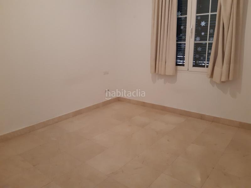 Foto 6d91b6b1-2824-49e0-aa8b-b57c1977690a. Location maison jumelée avec parking piscine dans Guadalobón Estepona