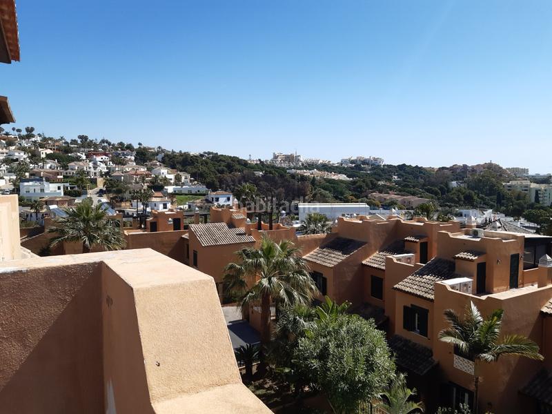 Foto 14733e6b-eb36-45c3-babc-1621479ef541. Rent semi detached house with parking pool in Guadalobón Estepona