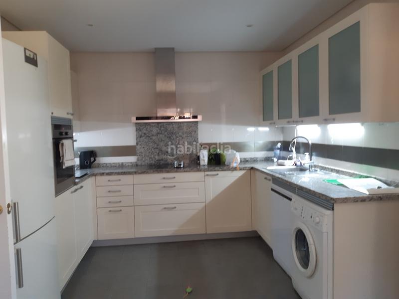 Foto c2388872-b15f-4873-8214-61a8864a8892. Rent semi detached house with parking pool in Guadalobón Estepona