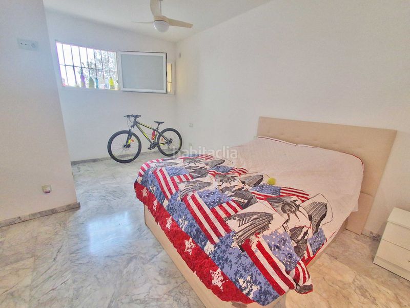 Foto dcea5400-aa06-4c3f-be15-f04a87377c75. Estudi amb aparcament piscina a Bahía Dorada Estepona