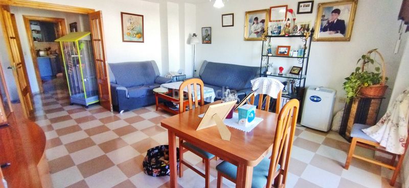 Foto 3c4ca006-b7b7-4941-bd55-d1998e4a13e0. Pis a Centro Estepona