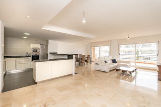 Attico in Guadalmina Alta. Ático dúplex en guadalmina alta de 3 dormitorios con amplias ter