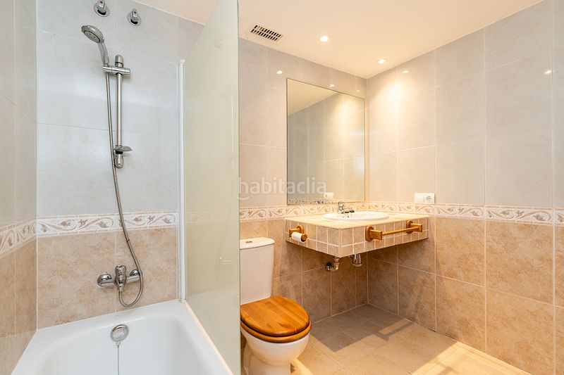 Foto 795526f1-6178-4e1c-8dfd-6da4a2e6a724. Àtic amb calefacció aparcament piscina a Guadalmina Alta Marbella