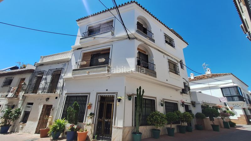 Foto 7286ffcd-7f00-4b53-adf9-14c3d34466f9. Edificio in Centro Estepona