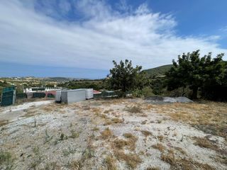 Terreny residencial a Altos de Estepona. Parcela rústica de 3.400 m con vistas parciales al mar a 10 minu