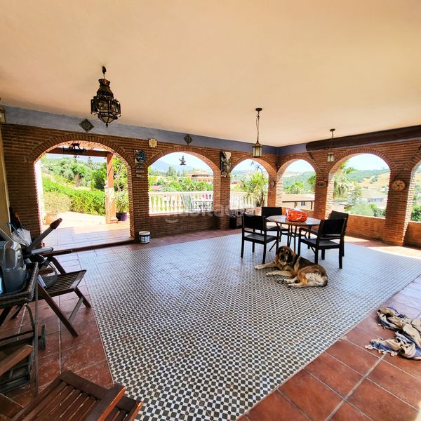 Foto 52d7ca1c-0046-4d8e-9d17-353f3bc0fc1b. Casa amb piscina a Valle Romano Golf Estepona