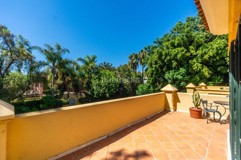 Foto 9ec6501d-a705-4758-bd6e-901231123da6. Casa amb aparcament piscina a Guadalmina Baja Marbella