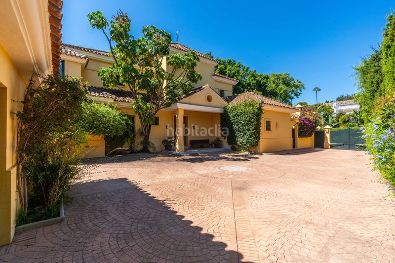 Foto d3286809-009b-4fca-ae7d-30f27d8d16ee. Casa amb aparcament piscina a Guadalmina Baja Marbella