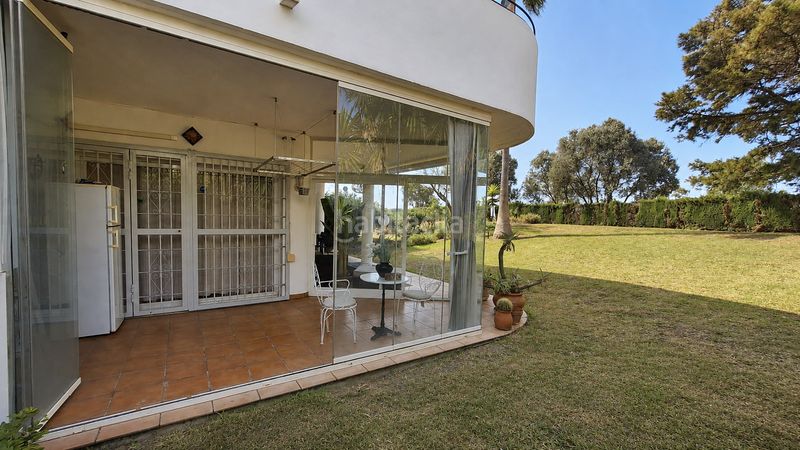Foto e4d5b8e5-6c82-4b4b-98a4-8bee967d06c9. Apartament amb piscina a Guadalobón Estepona