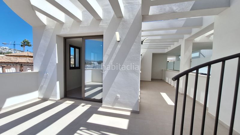 Foto b91fbf66-062d-4d2e-8fe2-e6fff5e1ead5. Àtic amb aparcament piscina a Centro Estepona