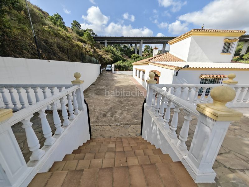 Foto 65156c0e-c408-406f-b7ca-281dcd241455. Casa amb piscina a El Velerín Estepona