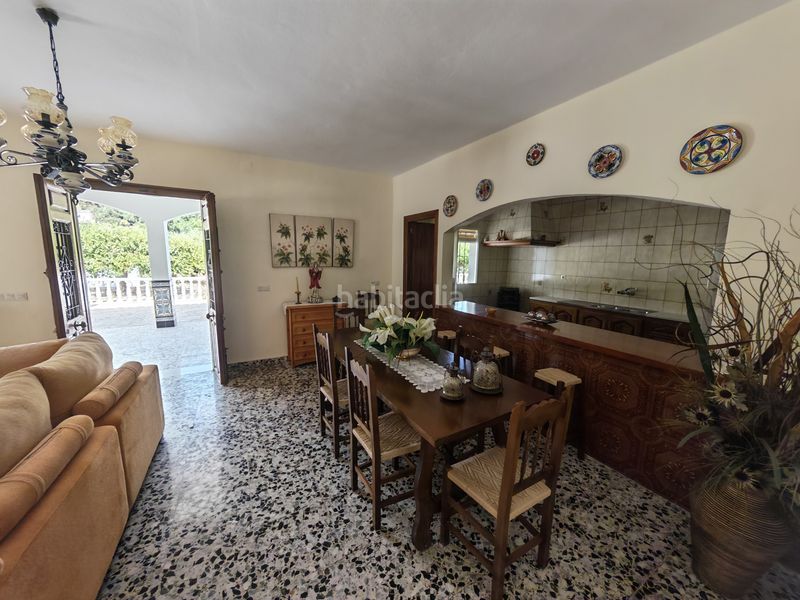 Foto 8fbd6897-df0d-4352-8cdc-0209ddb61da4. Casa amb piscina a El Velerín Estepona