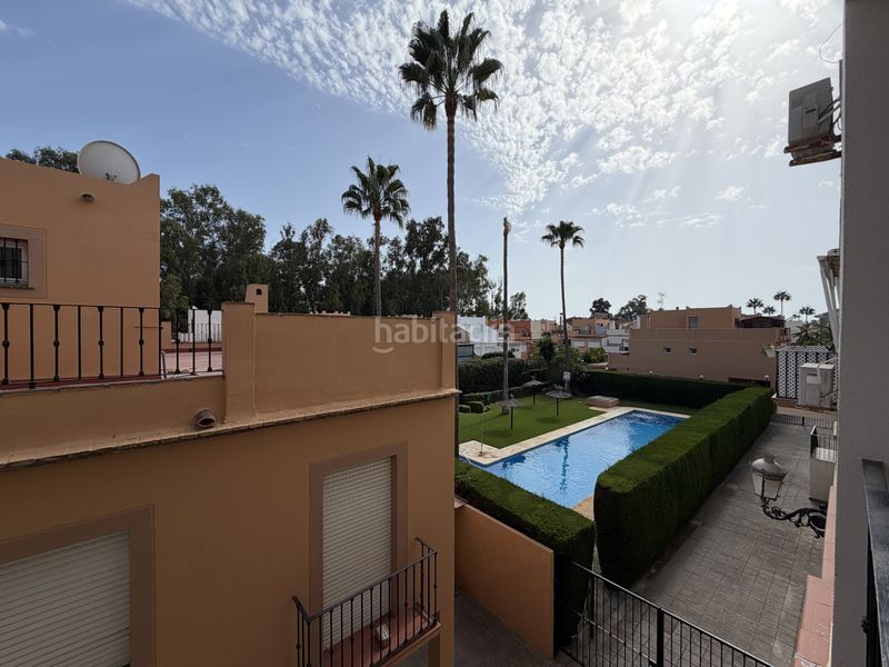 Foto 4c62c0ac-85fb-4aa3-b574-9bf63379d10d. Dúplex amb piscina a Zona de Punta Plata Estepona