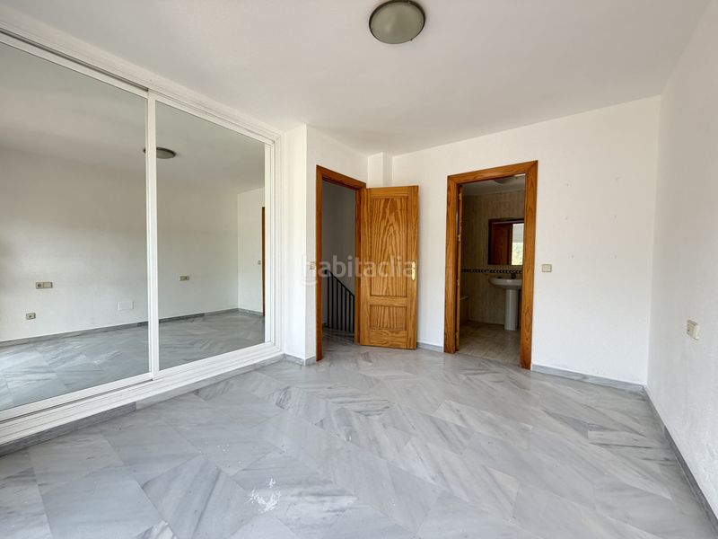 Foto 65b6d109-3414-45a9-8eb8-ff4a252ce35f. Dúplex amb piscina a Zona de Punta Plata Estepona