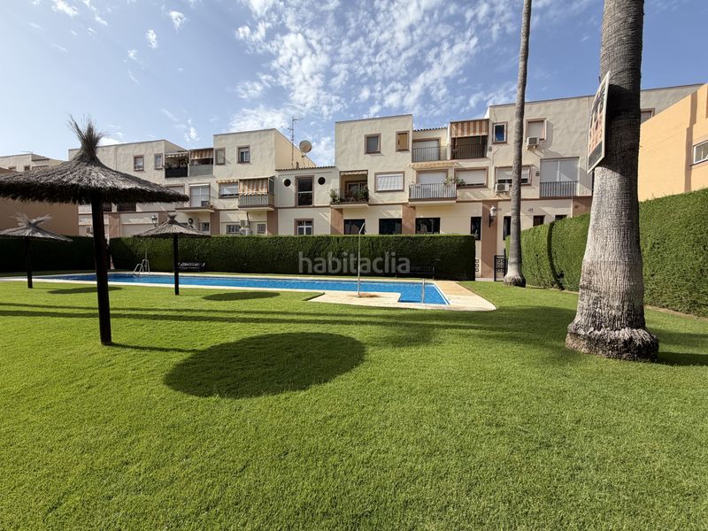 Foto 85345f49-890d-40d7-98a9-e9d361aa5d7e. Dúplex amb piscina a Zona de Punta Plata Estepona
