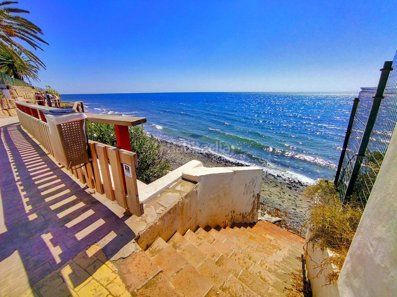 Foto e0962573-6cef-44be-a142-0dd8a64016a1. Dúplex amb piscina a Zona de Punta Plata Estepona