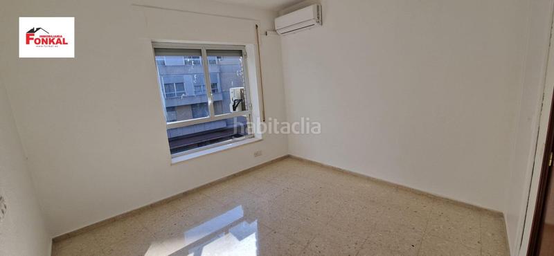 Foto f318044d-7d38-41c5-8a6a-f8b38f452a82. Piso se vende amplio piso en el centro de jerez en Jerez de la Frontera