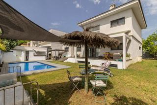 Xalet a Pozoalbero. Precioso chalet independiente a la venta en pozoalbero