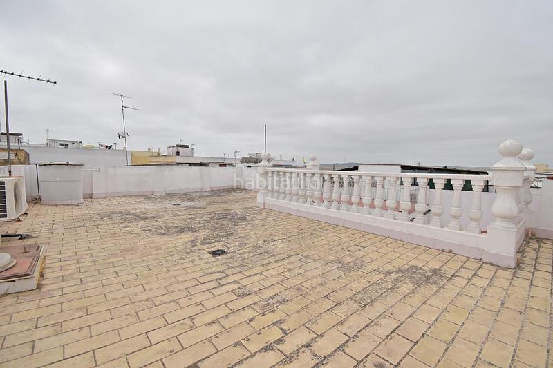 Foto b21c6745-b9f7-4bb9-b3b6-2dd169088f0c. Casa amb aparcament a Centro Jerez de la Frontera