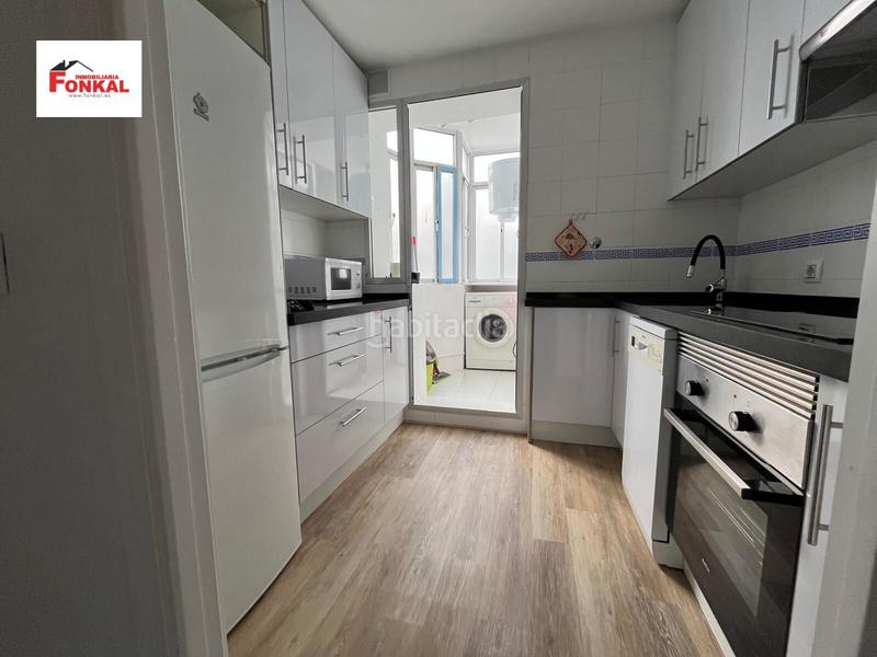 Foto 5cad5f6b-6598-423b-b528-2fd24657ebda. Piso ideal piso en zona puertas del sur en Puertas del sur - Guadabajaque Jerez de la Frontera