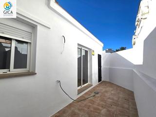 Planta baja  Calle de pizarro. Planta baja reformada en jerez de la frontera  oportunidad única