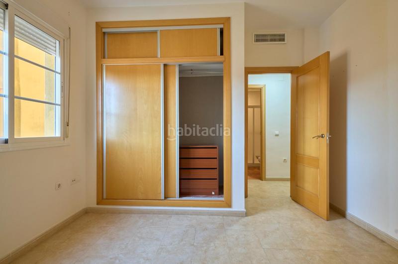 Foto 11d4ec0e-8f5a-4654-8d57-49ddba37245a. Piccolo appartamento con parcheggio in Santiago - Coronación Jerez de la Frontera