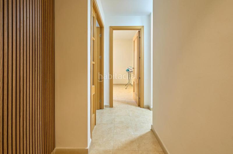 Foto 96a6c0d2-95fd-4fa3-8e2f-b43ec4982d3b. Piccolo appartamento con parcheggio in Santiago - Coronación Jerez de la Frontera