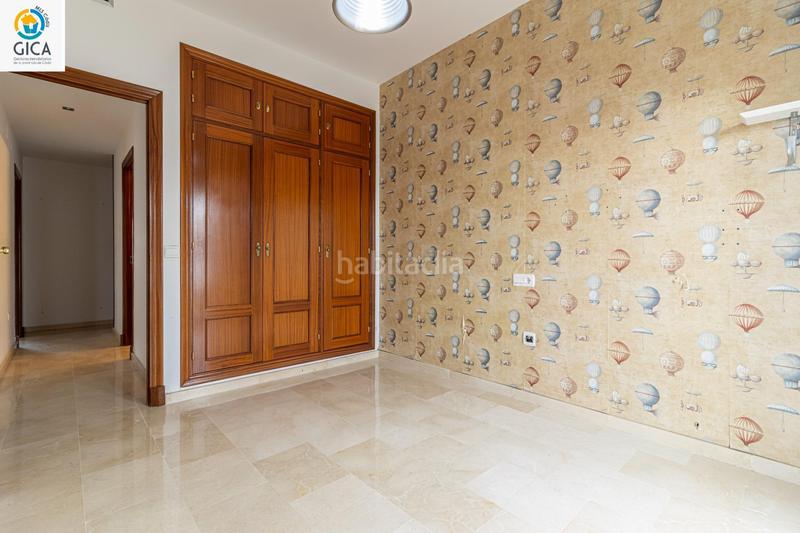 Foto 23cabaaa-ca05-4990-bbe0-0776e38d6a86. Pis amb aparcament a Centro Jerez de la Frontera