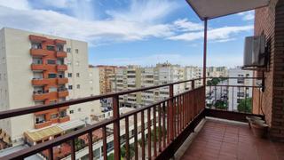 Pis a Madre de Dios. Luminoso piso con garaje en zona madre de dios