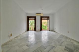 Etagenwohnung in Centro. Amplio piso en el centro de jerez, con magníficas vistas