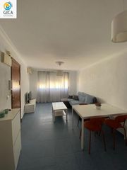 Pis a Puertas del sur - Guadabajaque. Piso reformado en santo tomás de aquino, con inquilino y alta re