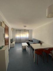 Pis a Puertas del sur - Guadabajaque. Piso reformado en santo tomás de aquino, con inquilino y alta re