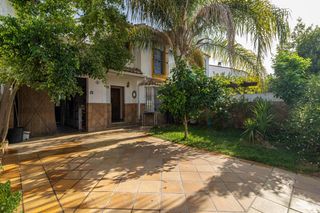 Doppelhaus in Parque Atlántico - Ronda este. Magnífico pareado de renta libre en zona este