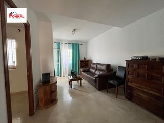 Chalet in Puertas del sur - Guadabajaque. Bonito adosado de 4 dormitorios en zona guadabajaque