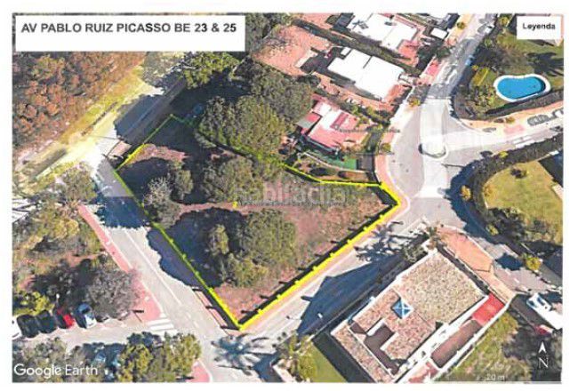Foto b5b2b32d-9080-47d4-ba4c-183e458ca1da. Wohngrundstück in avenida pablo ruiz picasso 23 in Marbella