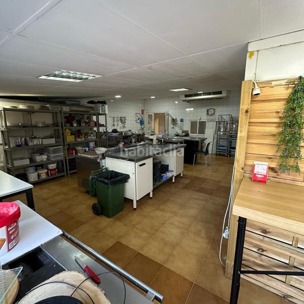 Foto e993724d-80af-4ffd-b2b6-c2cad06c1234. Fabrikhalle in los jardines de Marbella - la ermita Marbella